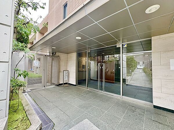 エントランスを拡大表示