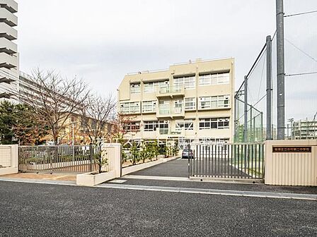 板橋区立志村第二中学校(1120m)