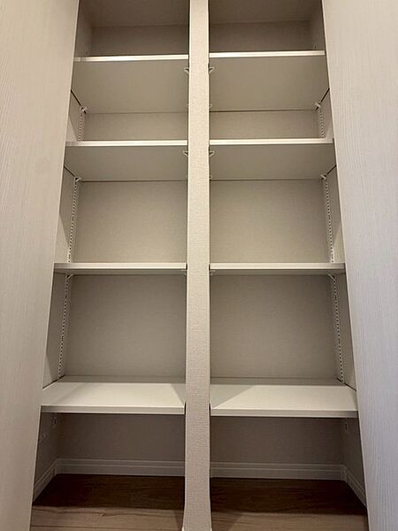 収納