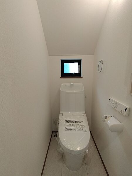 トイレを拡大表示