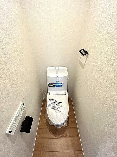トイレを拡大表示
