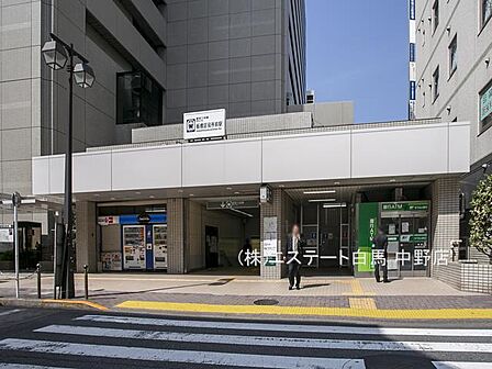 都営三田線「板橋区役所前」駅(930m)