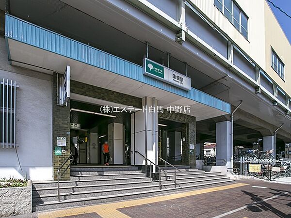 周辺を拡大表示