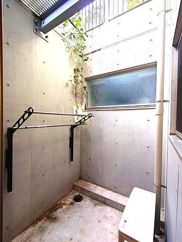 外観 ローブ 1階/-