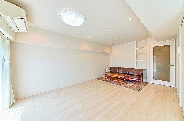 リビング/ダイニング 市ヶ谷見附ハイム 7階/-