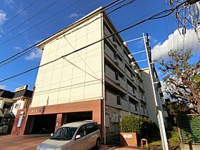 メゾン石津（石津北町） A201 ｜ 大阪府堺市堺区石津北町93-1（賃貸マンション2LDK・2階・65.00㎡） その1