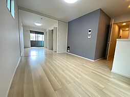 プラシード上泉 202 2階1LDKのリビング/ダイニング