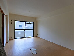 コスモアベニュー 1階3LDKのリビング/ダイニング