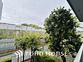 バルコニーから...
