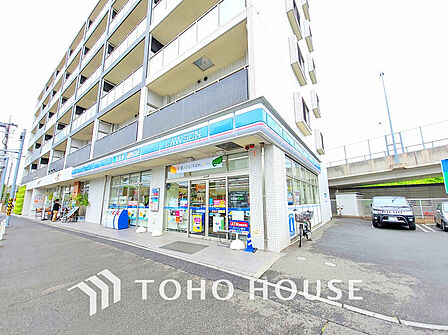 ローソン 戸塚川上町店 距離650m