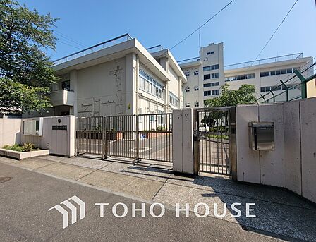 横浜市立南吉田小学校 距離550m