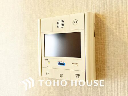 TVモニター付きインターホンで安心のセキュリティ