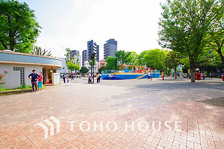 南河原公園 距離200m