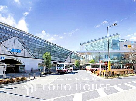 小田急線「経堂」駅まで約80m