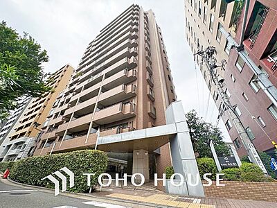 外観：〜家具付きリノベーション工事完了〜5階部分の南向き2面バルコニー住戸〜オートロックと防犯カメラ付きマンション〜