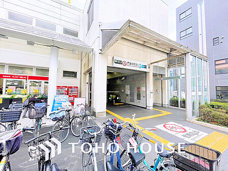 東西線・大江戸線「門前仲町」駅 距離720m