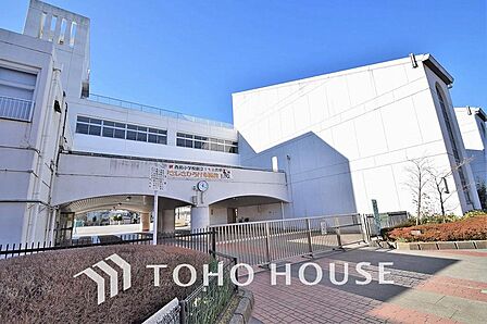 横浜市立西前小学校まで約500m