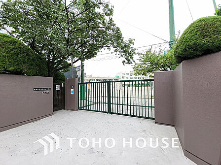 大田区立大森第二中学校　距離900ｍ
