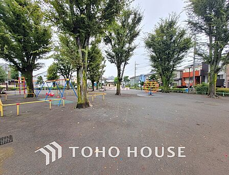 世田谷区立烏山公園 距離1200m
