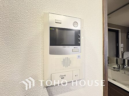 TVモニター付きインターホンで安心のセキュリティ