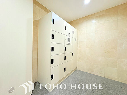 便利な宅配ボックスで、不在時の荷物の受け取りも安心