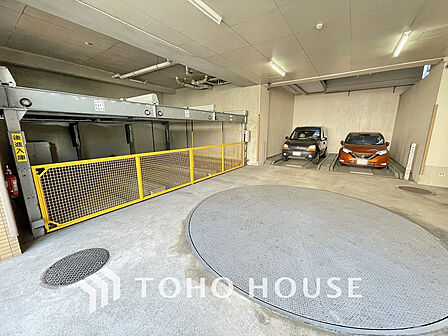 駐車場（料金・空き状況はご確認ください）