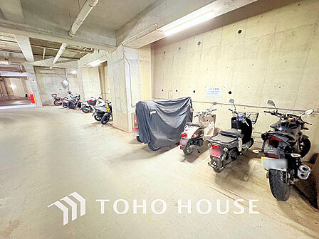 バイク置場（料金・空き状況はご確認ください）