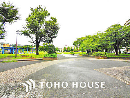 蒔田公園 距離140m