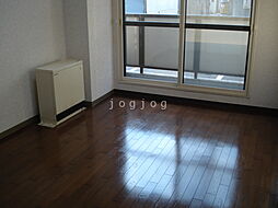 グランドール緑町 504 5階3LDKのリビング/ダイニング