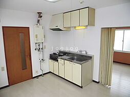 グリーンリーフ 302 2階1DKのリビング/ダイニング