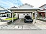 駐車場：駐車場はカーポート付きで並列3台駐車可能です。