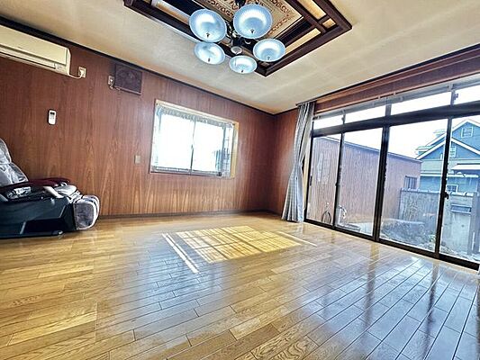 室内 羽島市竹鼻町字上城町　中古戸建
