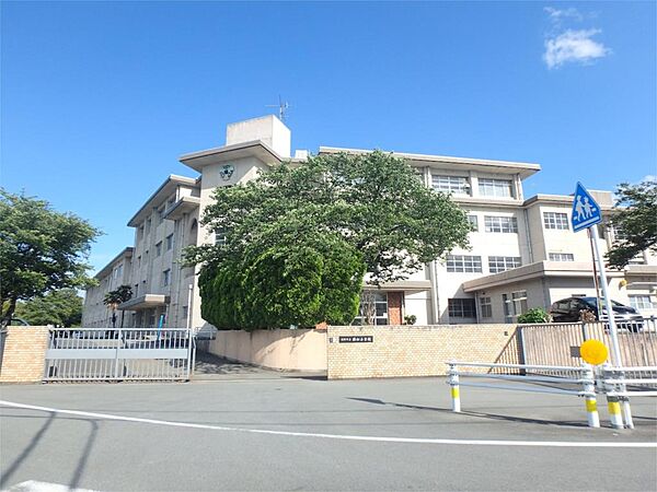 画像18:松阪市立徳和小学校（1844m）