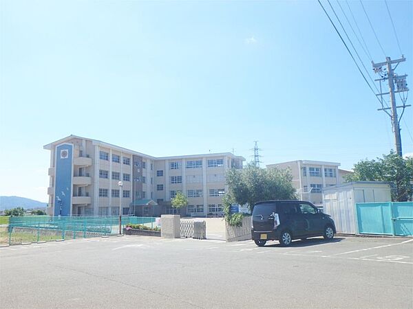 画像17:松阪市立港小学校（1283m）