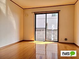 パーフェクトハウスＭ 2 1階2LDKのリビング/ダイニング