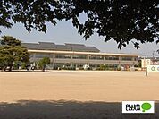小学校「館林市立第一小学校まで478m」