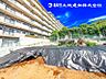 その他：【外観】閑静な住宅地で子育て世帯の方はきっと喜んで頂ける環境。毎日のお散歩も快適な緑に恵まれたエリア