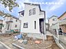 外観：【外観】低層の一戸建を中心とした街並が続き周辺は陽当り良好！採光や開放性に恵まれた住環境となります！