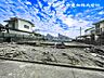 外観：【外観】閑静な住宅地で子育て世帯の方はきっと喜んで頂ける環境。毎日のお散歩も快適な緑に恵まれたエリア