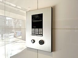 非接触キー方式を採用したオートロックです