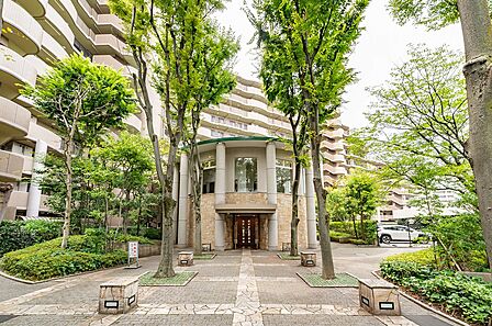 エントランス外観