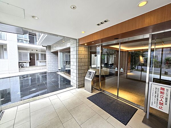 エントランスを拡大表示