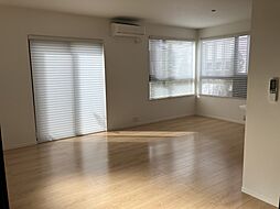 千葉市美浜区稲毛海岸2丁目中古戸建 4SLDKのリビング/ダイニング