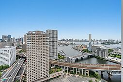 リビングより北東側を撮影（眺望は永続的に保証されるものではありません。）