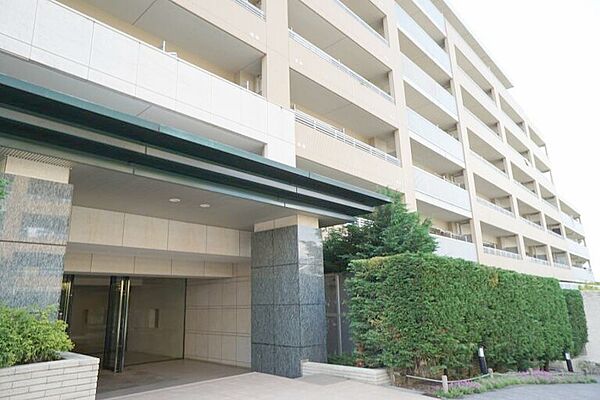 エントランスを拡大表示