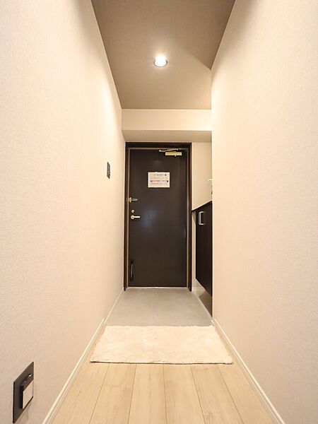 玄関を拡大表示