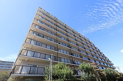 外観:地上10階建、総戸数296戸 外観:地上10階建、総戸数296戸