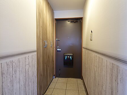 マンション玄関