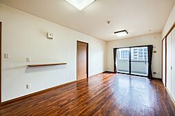 アンピール香椎駅前 3LDKのリビング/ダイニング