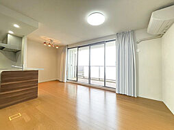 ルネ西宮仁川 2SLDKのリビング/ダイニング